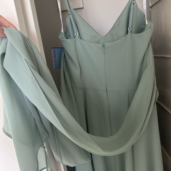 David’s Bridal Bridesmaid Dress chiffon back tie a-line dress in Dusty Sage - Picture 4 of 5